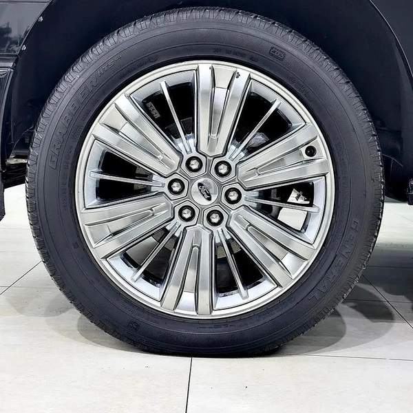 2024 - Ford F-150 Platinum Power Boost