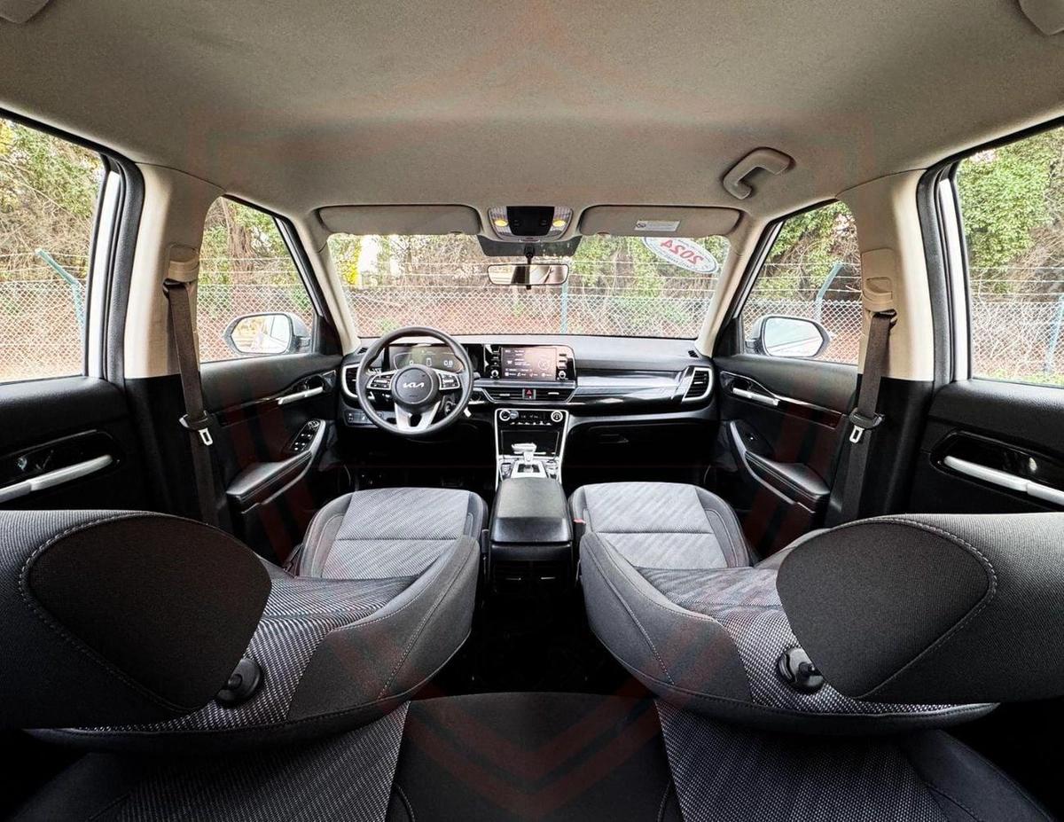 Used Kia Seltos 2024-13-13