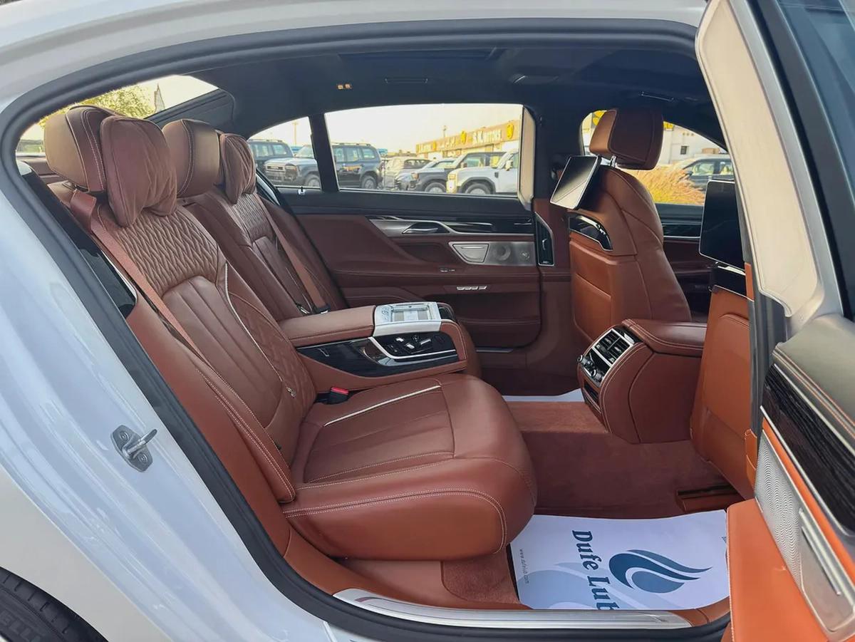 BMW M760LI V12 2017 56000km only - 4.5 Auction Grade - Japan Import - Clean Title-16-16