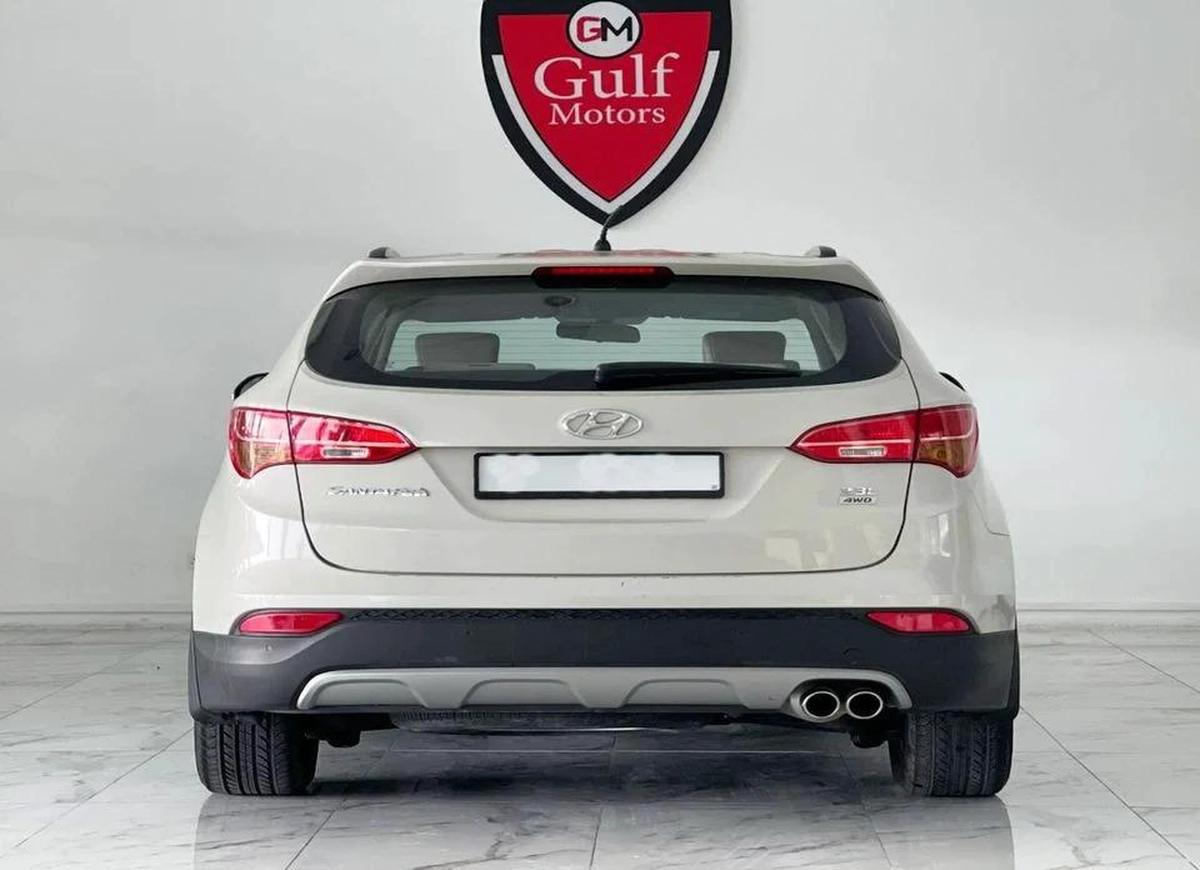 Hyundai Santa Fe GLS 3.3L-6CYL GCC SPECIFICATION-5-5