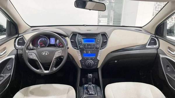 Hyundai Santa Fe GLS 3.3L-6CYL GCC SPECIFICATION