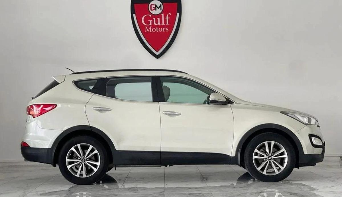 Hyundai Santa Fe GLS 3.3L-6CYL GCC SPECIFICATION-3-3