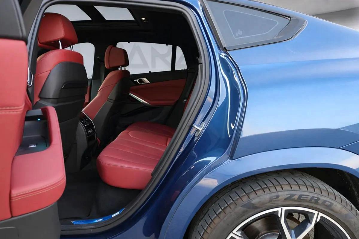 AED 4,582 / Monthly l 0% Downpayment l 40i M-Sport l Agency Warranty and Service Contract-14-14