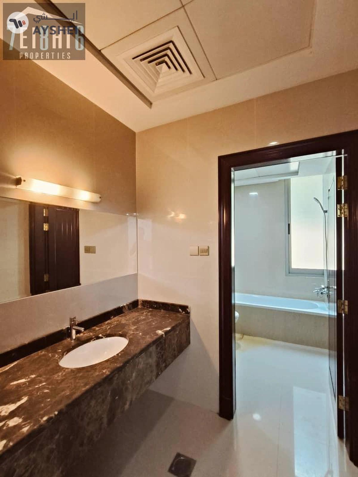 5 b/r modern design semi-indep villa with large living room + outside maids room-8-8