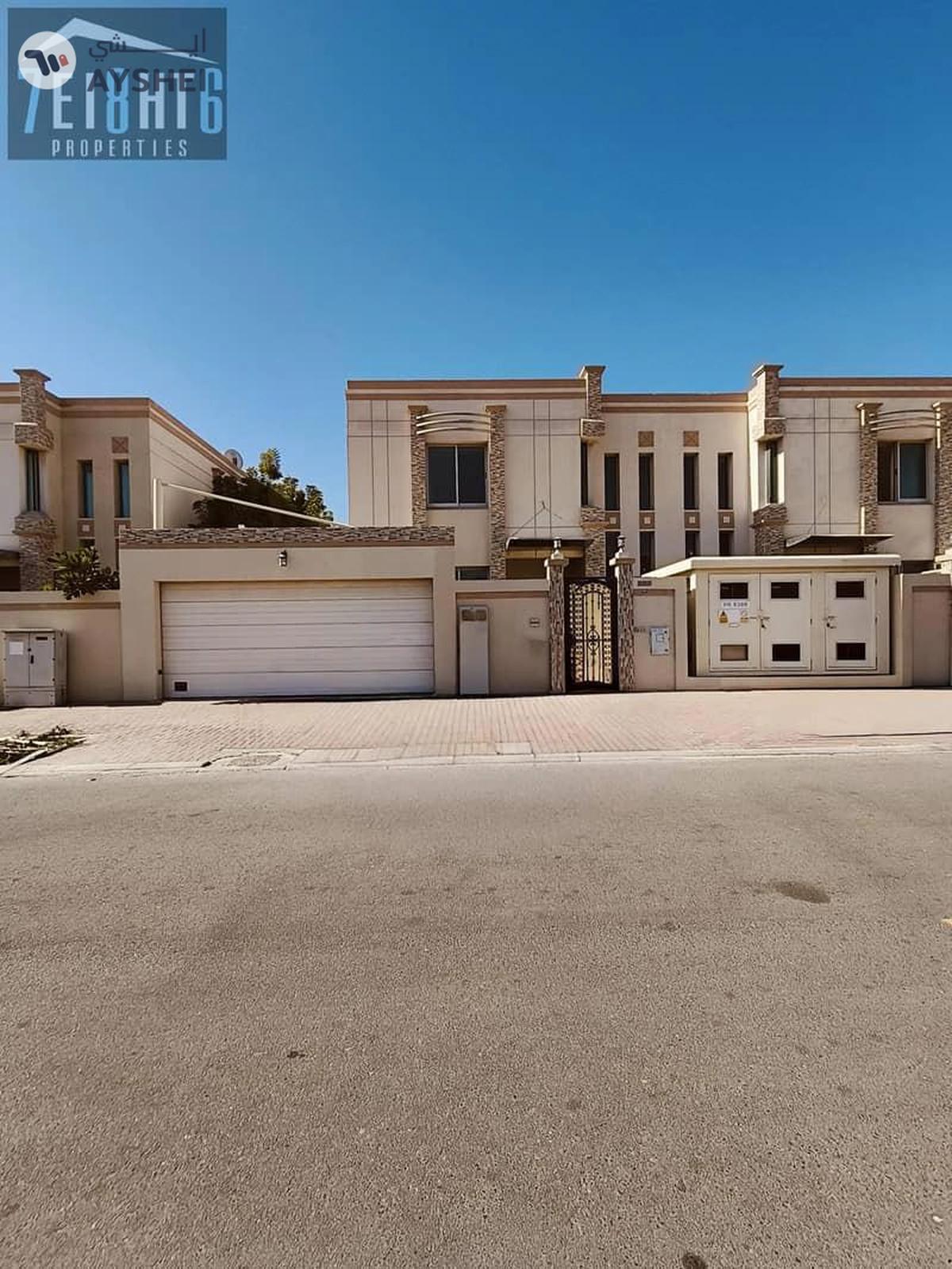 5 b/r modern design semi-indep villa with large living room + outside maids room-0-0