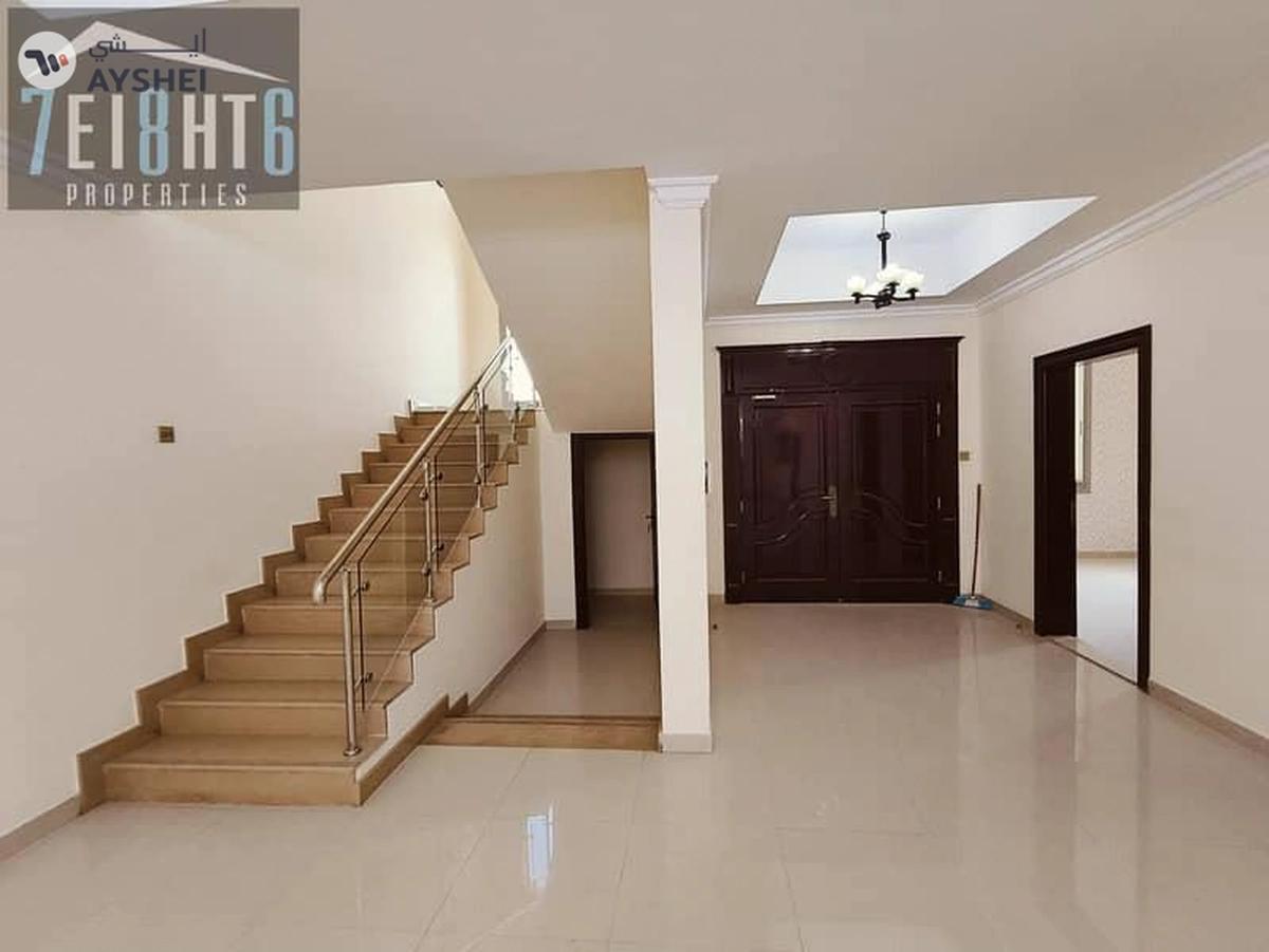 5 b/r modern design semi-indep villa with large living room + outside maids room-3-3
