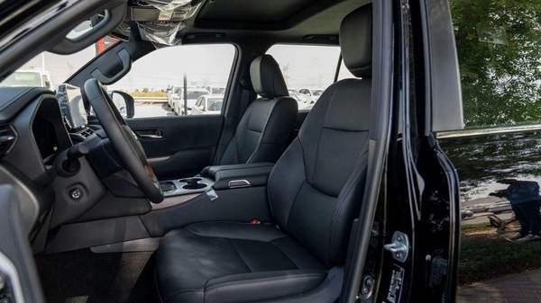 Toyota Land Cruiser LC300 VX 4.0\(LHD)