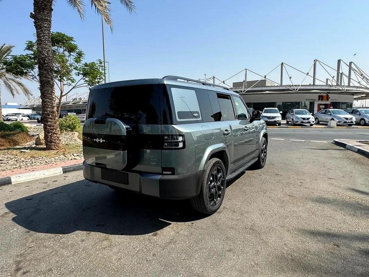 BYD Leopard Titanium 7 Ultra-5-5