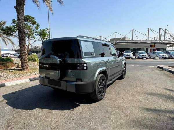 BYD Leopard Titanium 7 Ultra