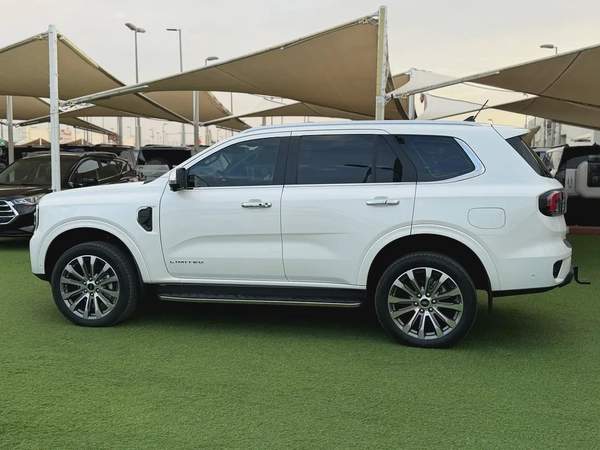 GCC 2024 FREE ACCIDENT FAST OWNER LOW MILEAGE 10,000KM SERVICE HISTORY AGENCY ANDER WARRANTY EXCELLE
