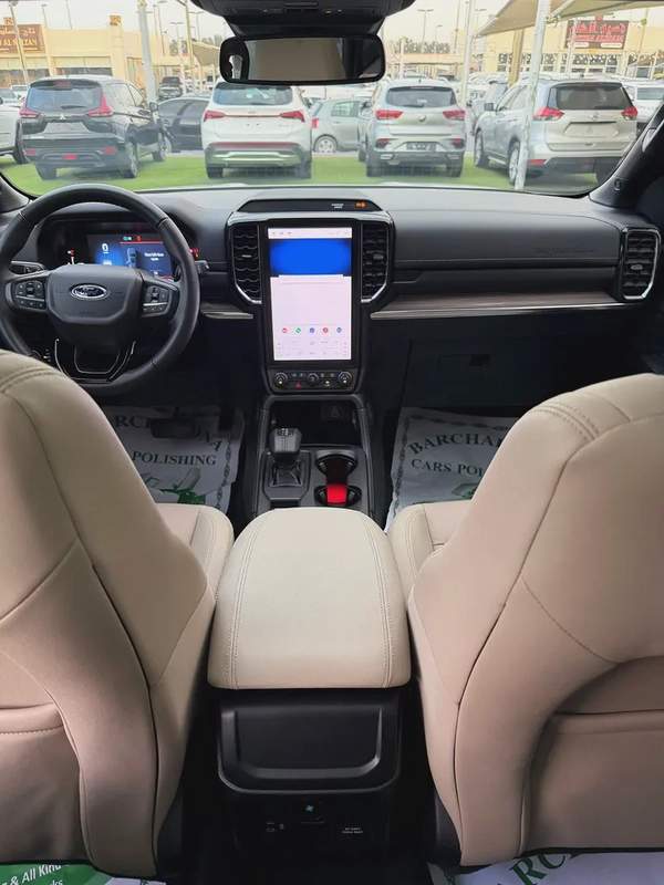 GCC 2024 FREE ACCIDENT FAST OWNER LOW MILEAGE 10,000KM SERVICE HISTORY AGENCY ANDER WARRANTY EXCELLE