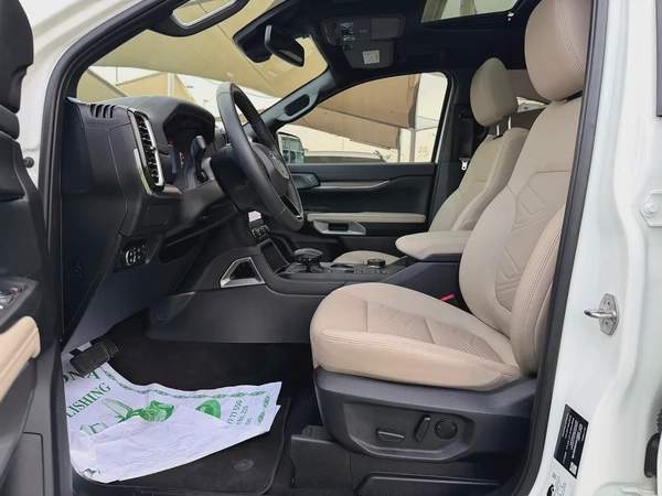 GCC 2024 FREE ACCIDENT FAST OWNER LOW MILEAGE 10,000KM SERVICE HISTORY AGENCY ANDER WARRANTY EXCELLE