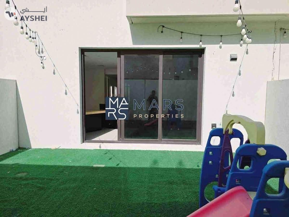 Brand New 3 Bhk townhouse available for rent- limited offer!-2-2