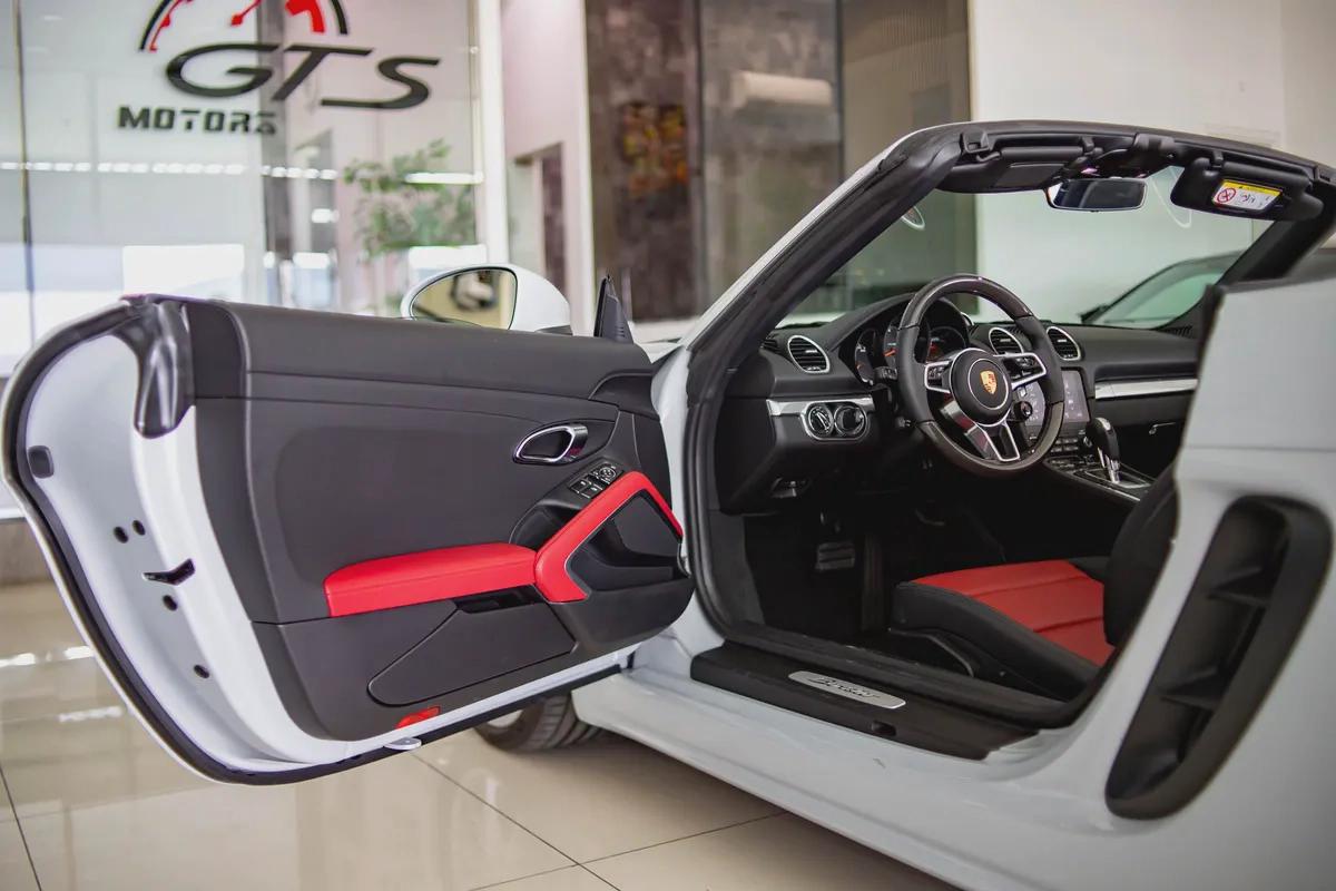 Brand New Porsche 718 Boxster 2024 | GCC |Only 500 KM-9-9