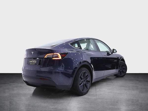 TESLA MODEL Y BRAND NEW 2024