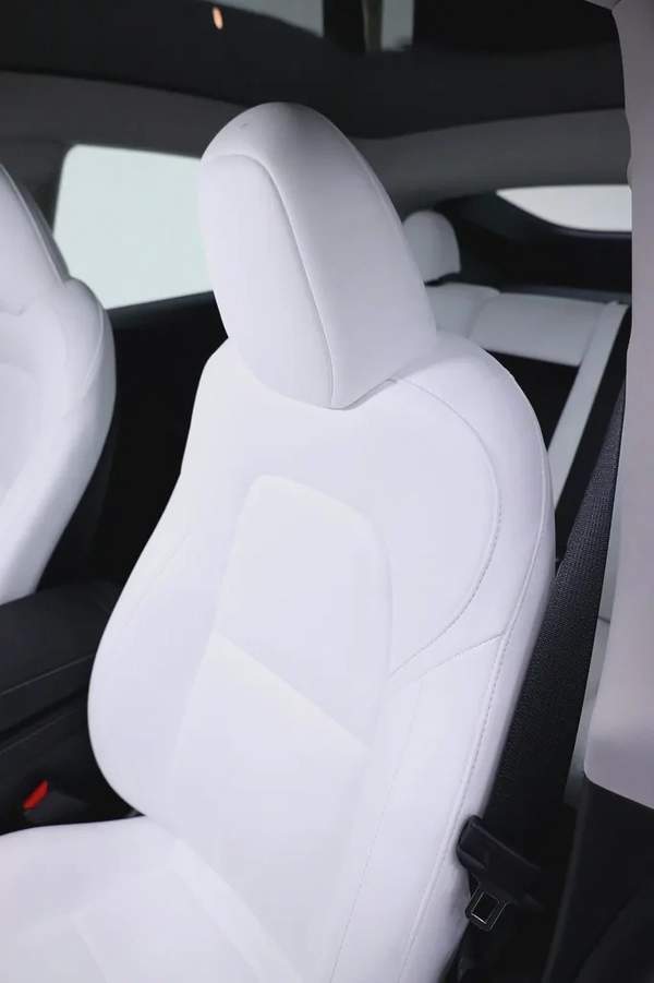 TESLA MODEL Y BRAND NEW 2024