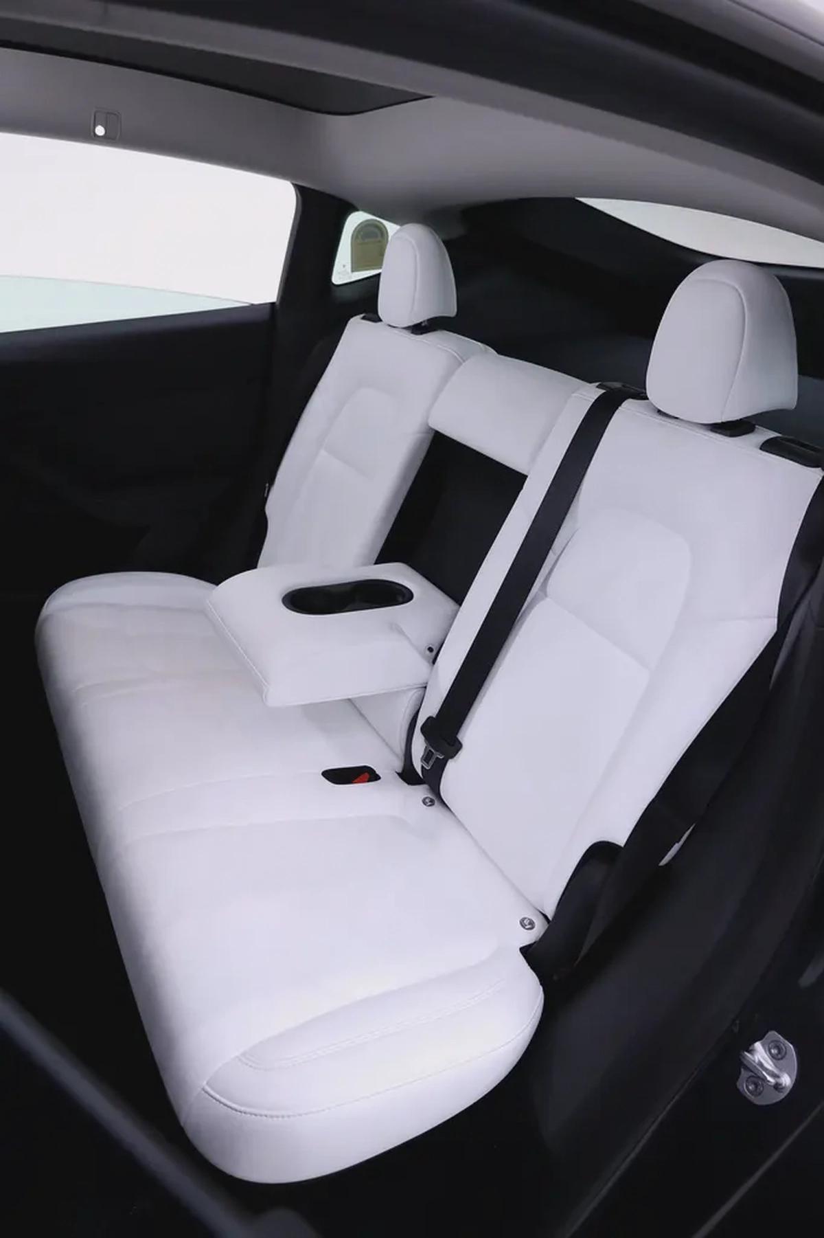 TESLA MODEL Y BRAND NEW 2024-9-9