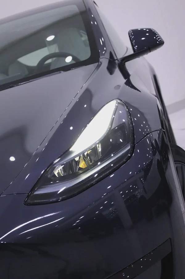 TESLA MODEL Y BRAND NEW 2024