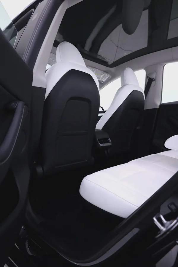 TESLA MODEL Y BRAND NEW 2024