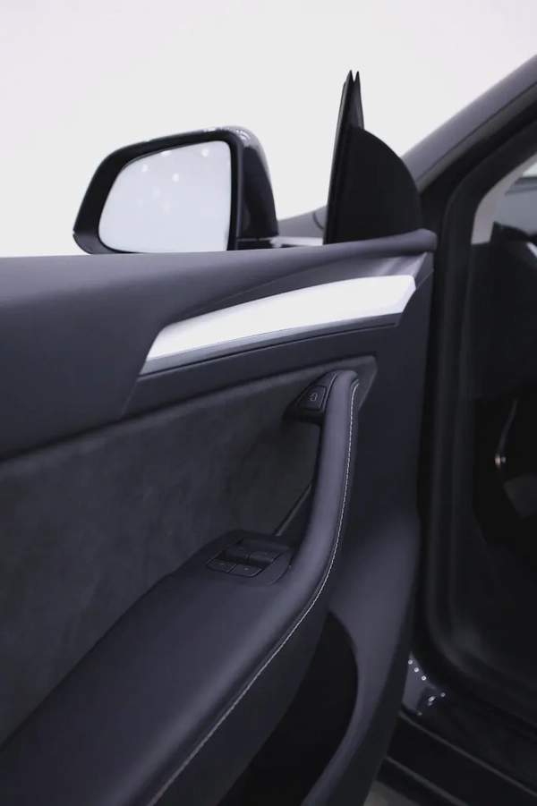 TESLA MODEL Y BRAND NEW 2024