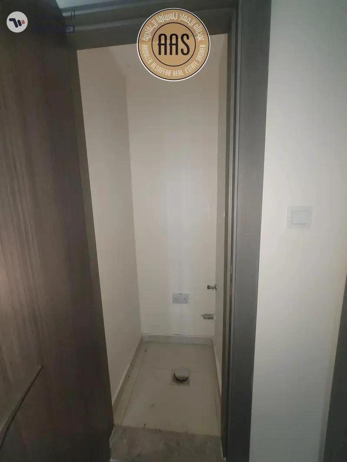 Spacious Layout | Ready to Move In | Prime Location | Community View |1bhk 70k-3-3