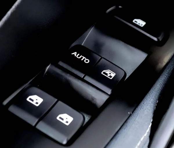 Chevrolet Captiva LT 1.5L (149 HP) (7 Seater) Chevrolet Captiva | 1.5 L | 2022 | GCC | Accident-Free | In Excellent Co