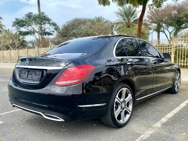2015 MERCEDES C200 || GCC || ACCIDENT FREE || FULL OPTION || EXCELLENT CONDITION