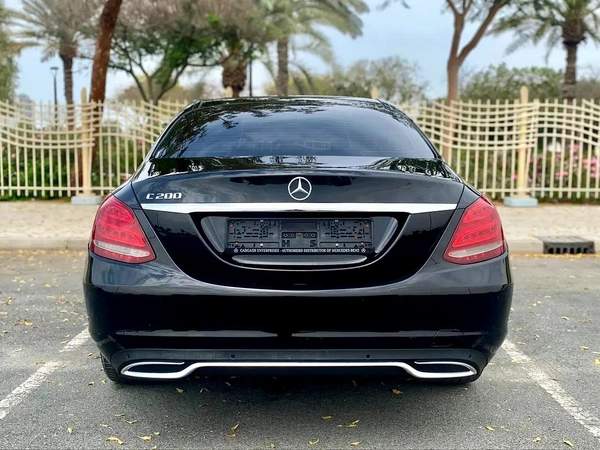2015 MERCEDES C200 || GCC || ACCIDENT FREE || FULL OPTION || EXCELLENT CONDITION