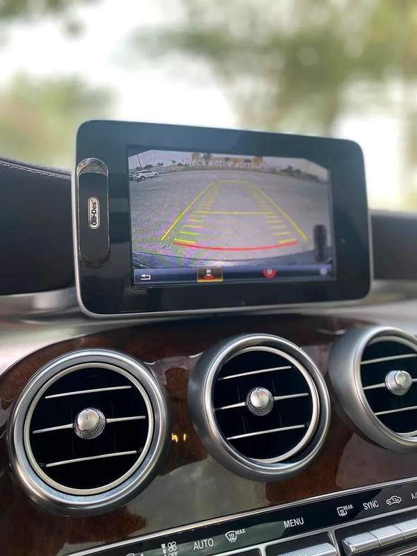 2015 MERCEDES C200 || GCC || ACCIDENT FREE || FULL OPTION || EXCELLENT CONDITION