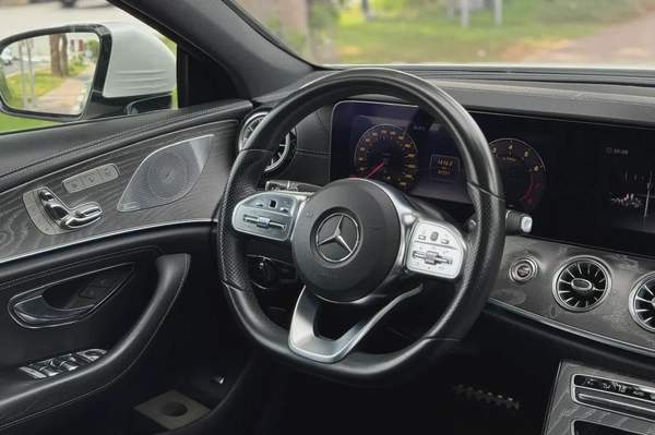 MERCEDES BENZ CLS450 - 2019 - SUPER CLEAN CAR FRESH JAPAN IMPORT