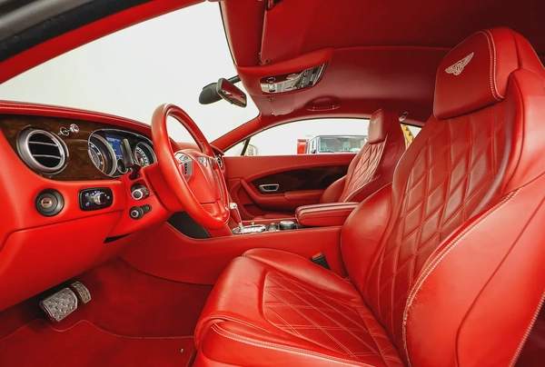 2872 PM | BENTLEY CONTINENTAL GT SPEED 2013 | NAIM AUDIO | PRISTINE CONDITION |1 YEAR WARRANTY| GCC