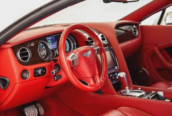 2872 PM | BENTLEY CONTINENTAL GT SPEED 2013 | NAIM AUDIO | PRISTINE CONDITION |1 YEAR WARRANTY| GCC