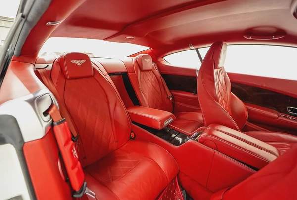 2872 PM | BENTLEY CONTINENTAL GT SPEED 2013 | NAIM AUDIO | PRISTINE CONDITION |1 YEAR WARRANTY| GCC