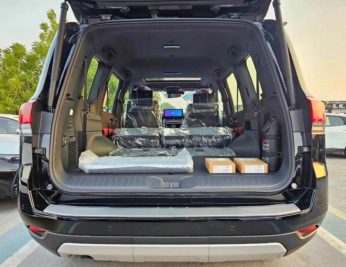 Toyota Land Cruiser GR SPORT TWIN TURBO | 3.5L PETROL V6 / RADAR / 360*CAMERA / LEATHER WITH MEMORY-3-3