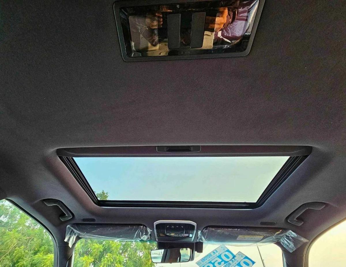 Toyota Land Cruiser GR SPORT TWIN TURBO | 3.5L PETROL V6 / RADAR / 360*CAMERA / LEATHER WITH MEMORY-7-7