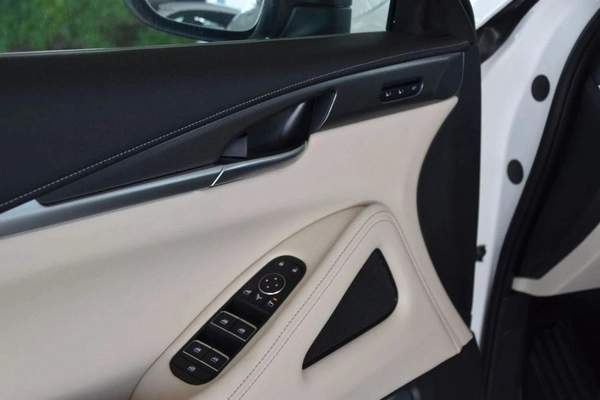 Infiniti QX60 Sensory 3.5L