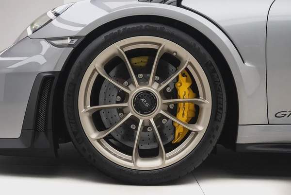 2018 PORSCHE 911 GT2 RS WEISSACH I GCC WITH DEALER WARRANTY