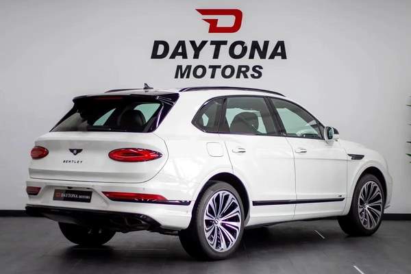 Bentley Bentayga V8 | 2021 | 13,000 km | Original Paint