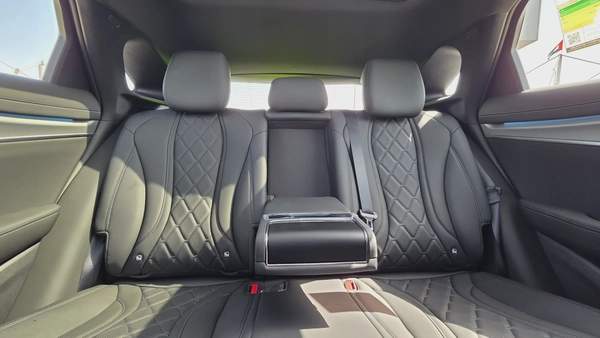 BYD SEALION 7 (Grey)