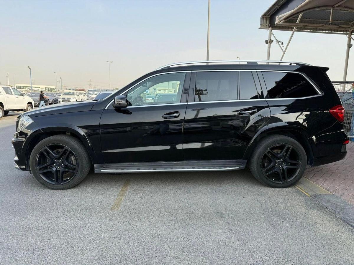 Mercedes-Benz GL 550-4-4
