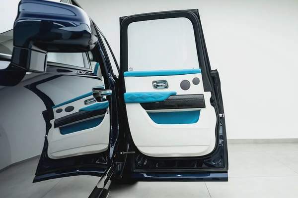 2021 ROLLS ROYCE CULLINAN WITH MANSORY KIT | 1 YEAR WARRANTY