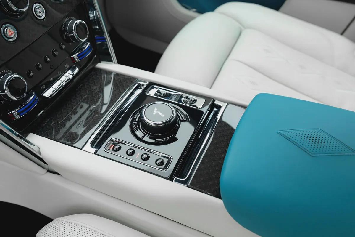 2021 ROLLS ROYCE CULLINAN WITH MANSORY KIT | 1 YEAR WARRANTY-17-17