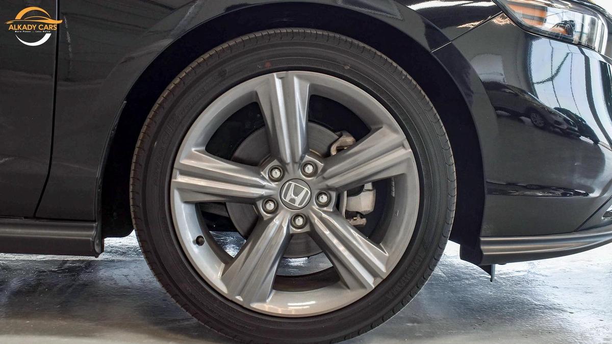 HONDA ACCORD 1.5L TURBO EX-5-5