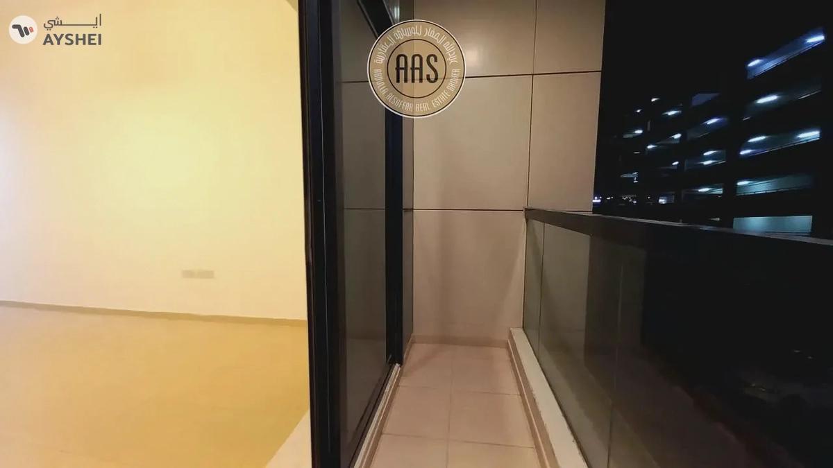 In prime location huge 1bhk with all facilities-3-3