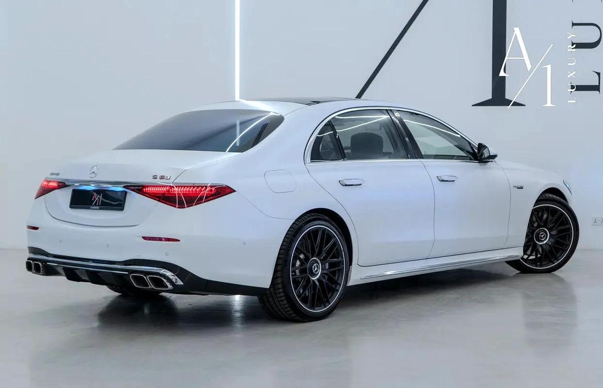 2024 Mercedes S63 AMG,V8 Biturbo Eperfomance, Excellent Condition, Fully Loaded, Korean Spec-4-4