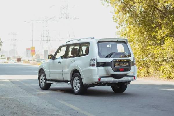 AED 978/month | 2022 Mitsubishi Pajero GLS | GCC Specs | REF#M08481