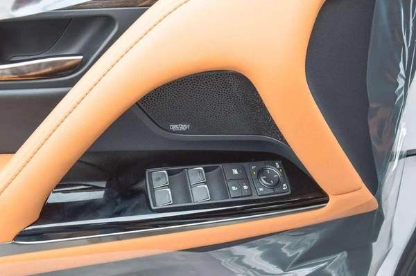 Lexus LX 600 LX 600 Signature 3.5L