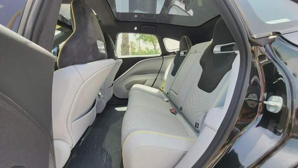 AVATR 11 SPORT