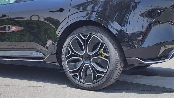 AVATR 11 SPORT