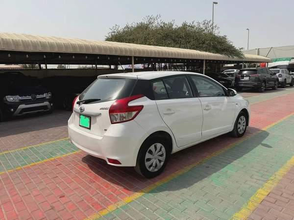 TOYOTA YARIS HB KM IS NOT GENUINE